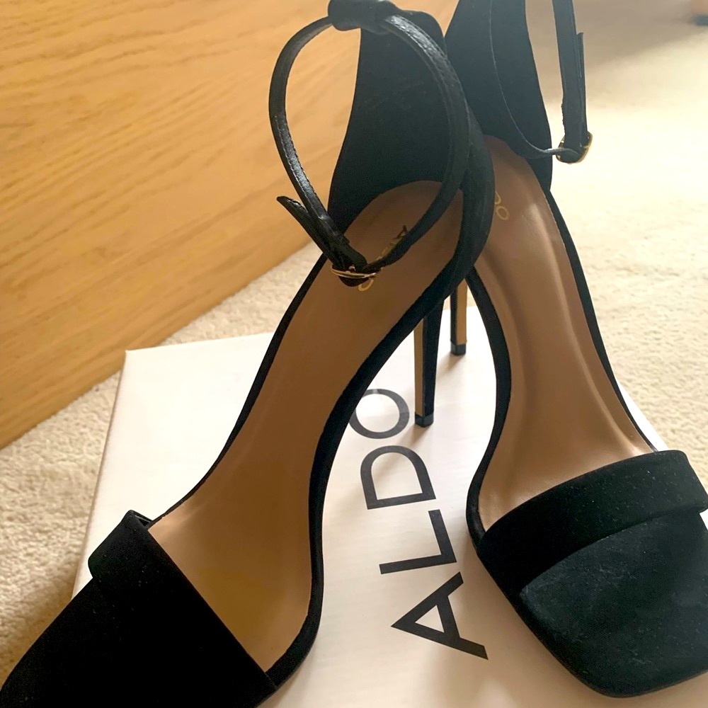 Aldo Linda High heel sandal - Stiletto heel (Size US 7.5) BRAND NEW